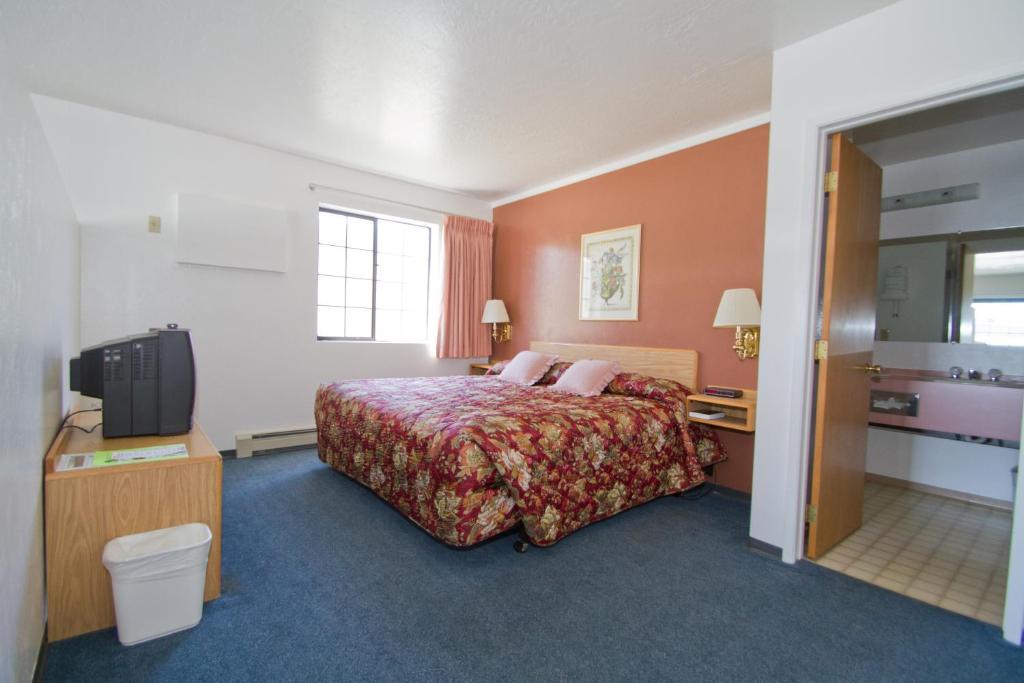 ميسولا Brooks St. Motor Inn الغرفة الصورة